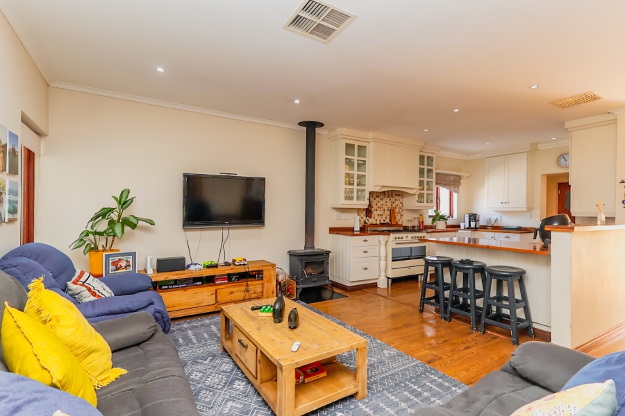 4 Bedroom Property for Sale in The Coves North West